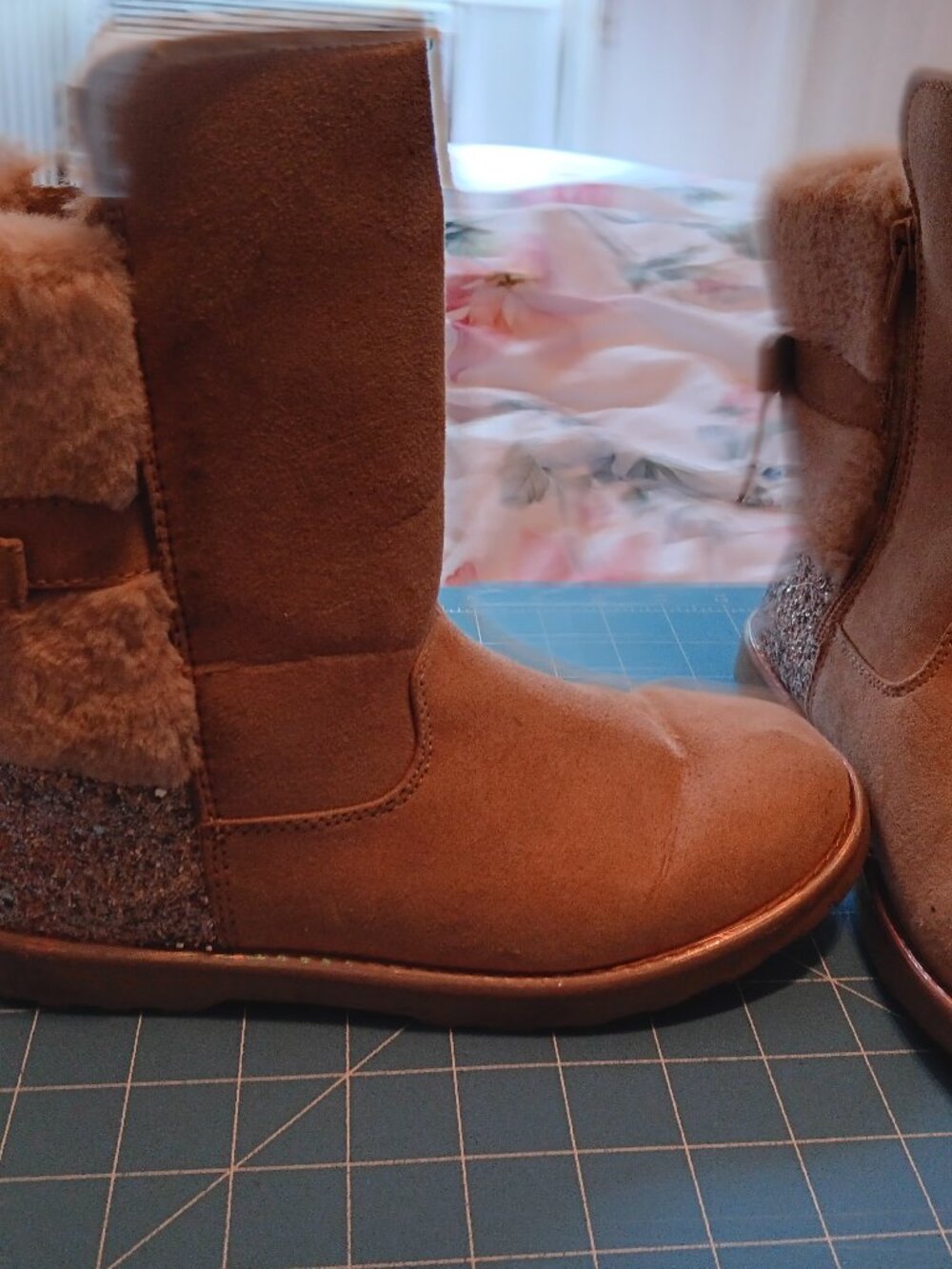 Kids faux suede boots